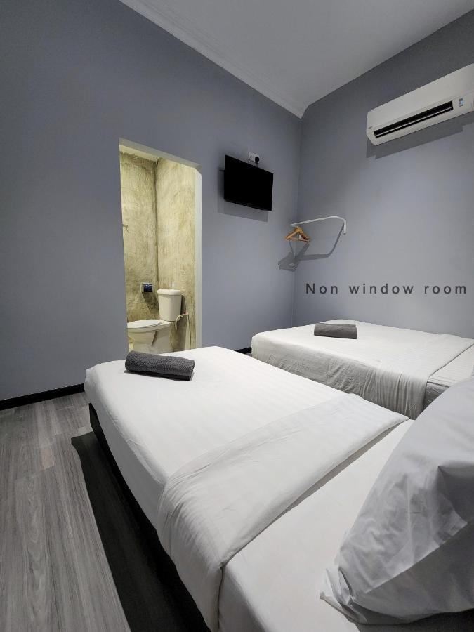 Gurney Coast Guest House By Sky Hive George Town Exterior photo